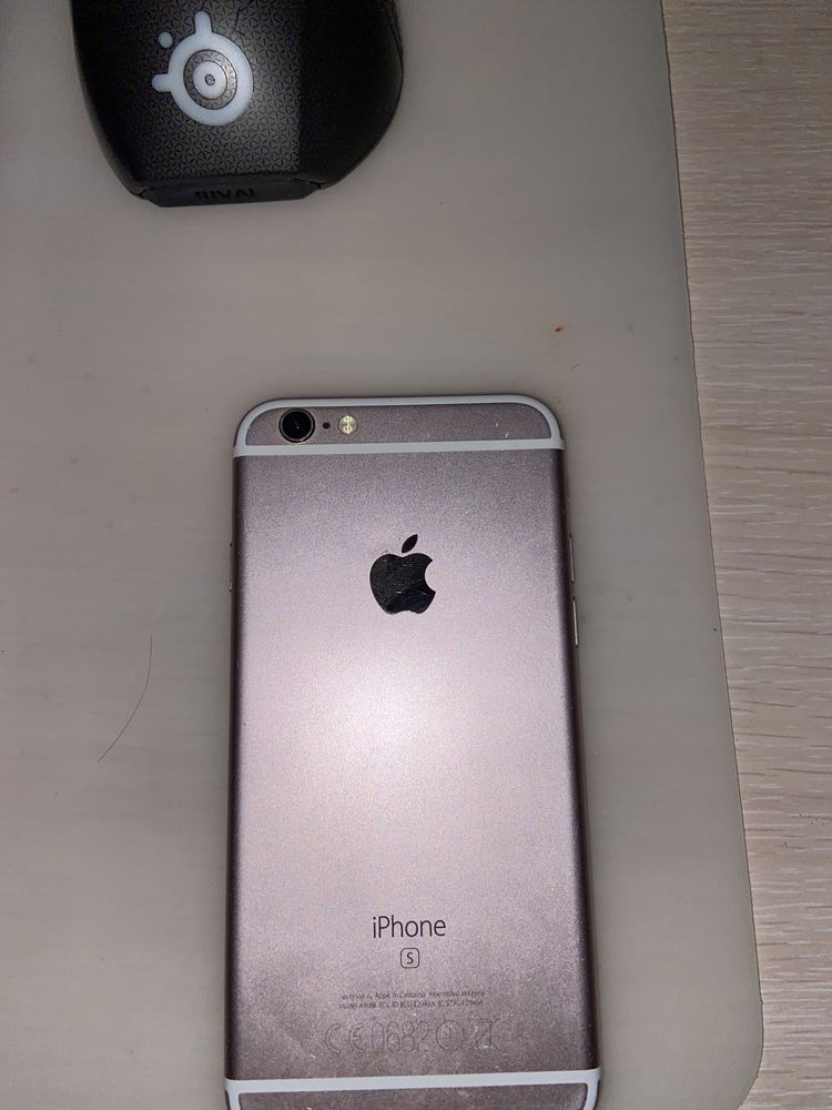 Iphone 6s,в хорошем состояние ,64гб