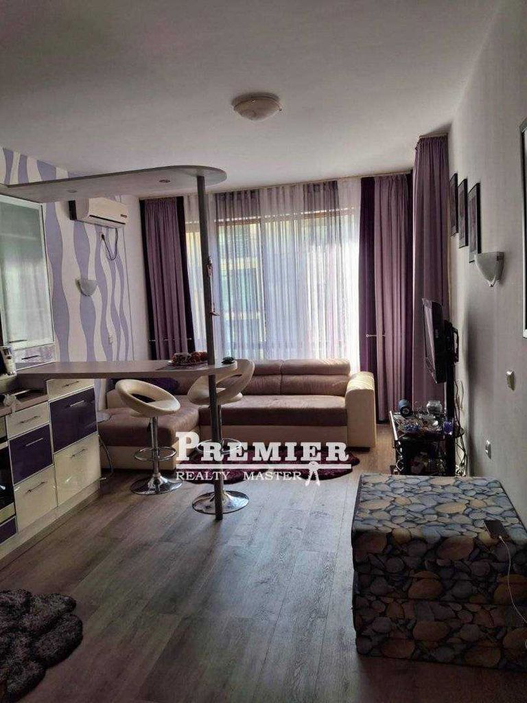 Продава се Двустаен апартамент в к.к. Слънчев бряг - 57 кв.м за 1141 €/кв.м - Снимка #4