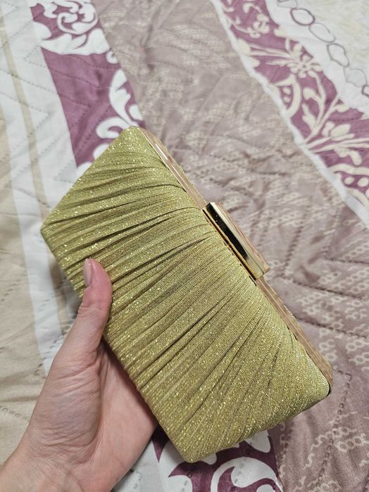 Клъч - официална малка чанта