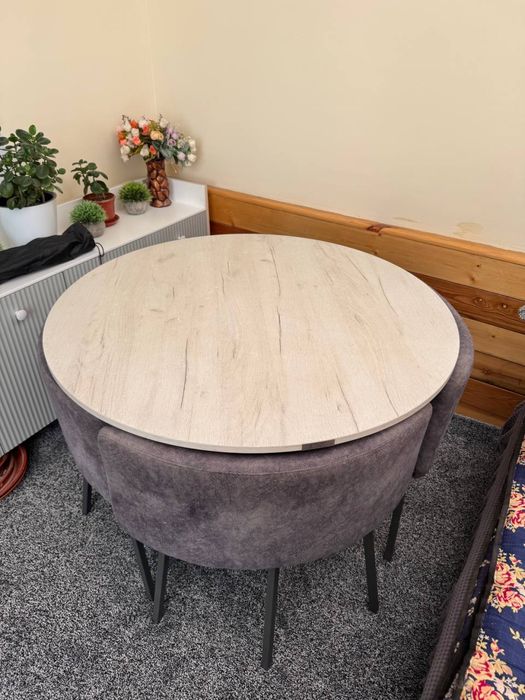 Продам стол со стульями Аико