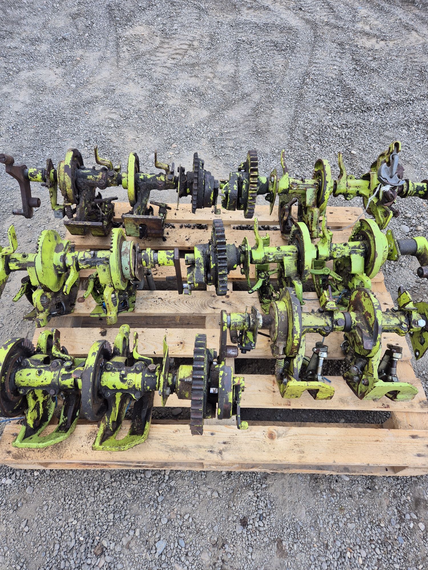 Aparat   Legator     Ax   Corp   Presa  Balotiera   Claas   Markant