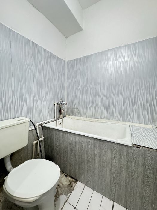 Продам СРОЧНО -1 комнатная КВАРТИРА м-в Буз-2  ЭКО базар