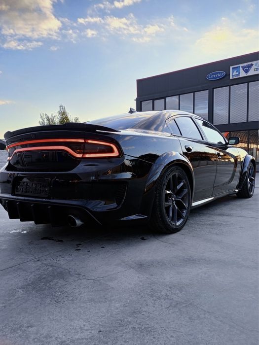 Dodge Charger 600 cp