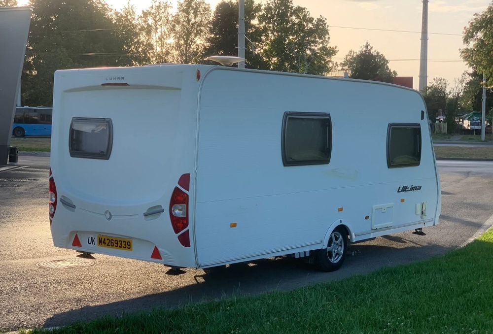 Каравана Lunar ultima 524