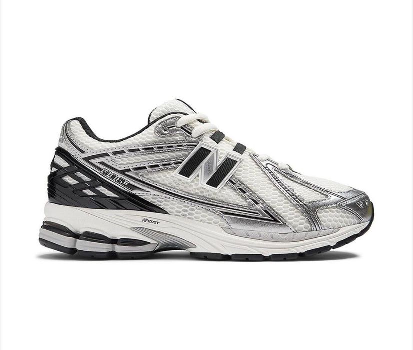 New balance кроссовки