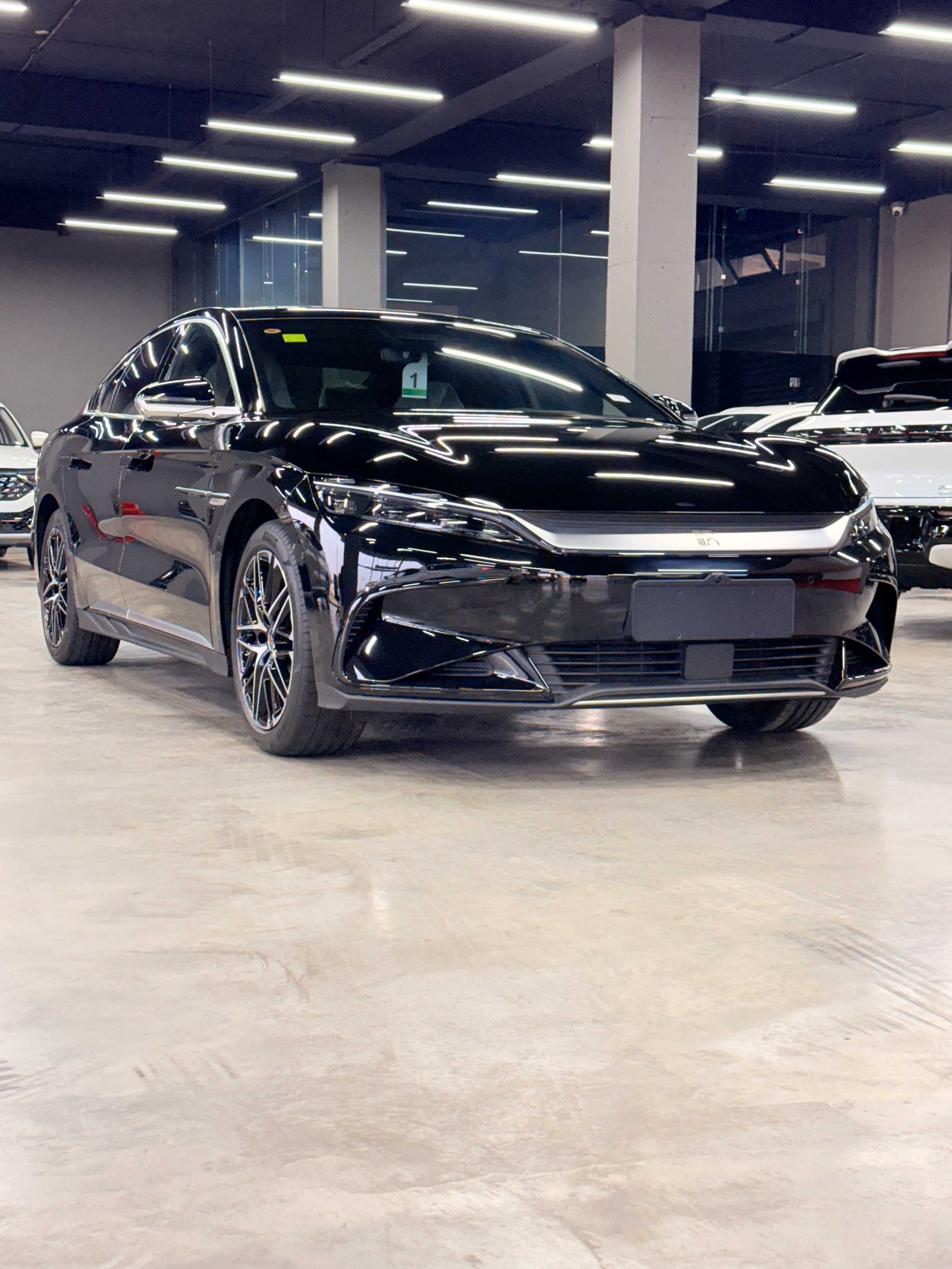 Byd Xan 605 Sotuvga tayyor holatda Notarius
