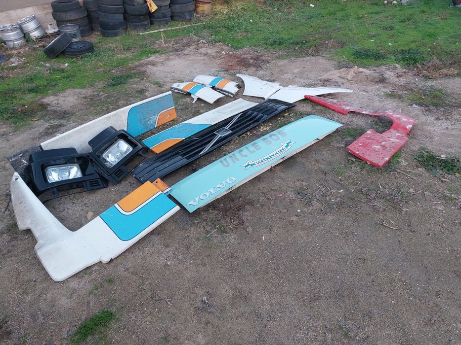 Части спойлери решетки фарове мигачи тасове от volvo fh 12 fh16