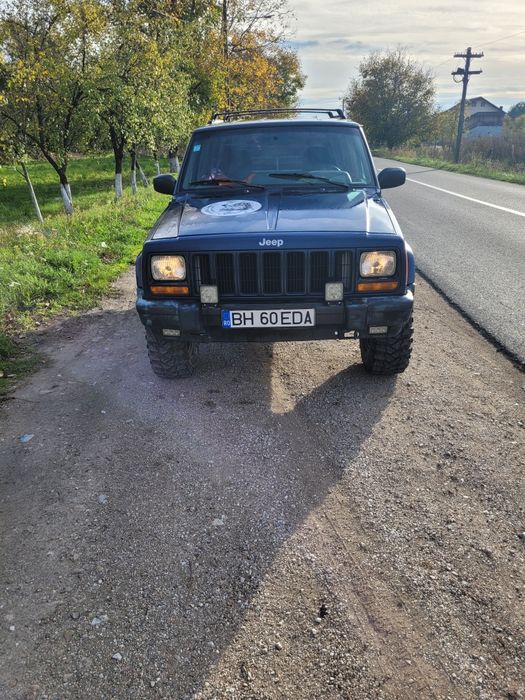 De vanzare Jeep cherokee xj motor 2.5 diesel
