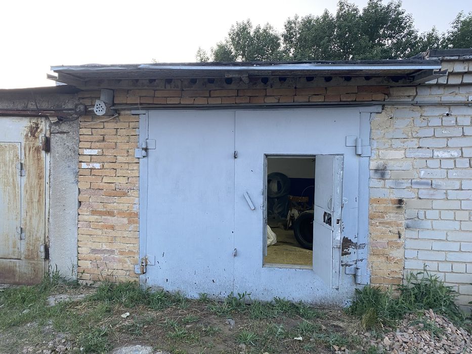 Продам гараж в союзе  на первой улице до сторожки