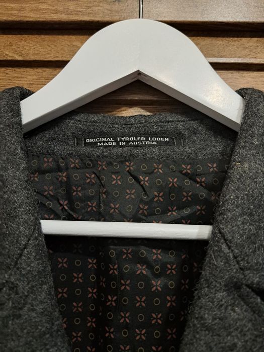 Palton 100% lana nou pt barbati merge L/XL