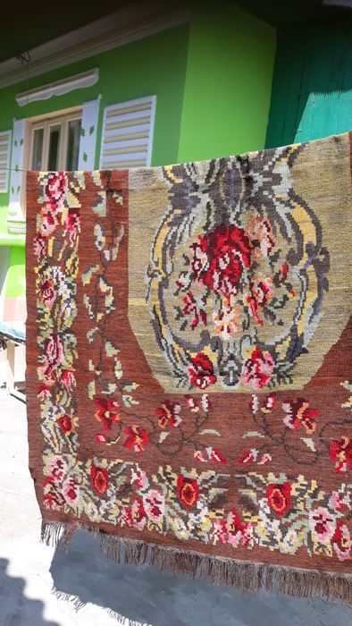 Covor oltenesc de llna