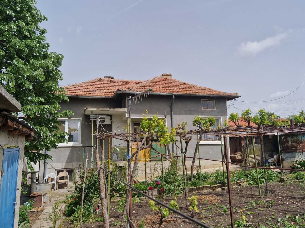 Продава се Къща в с. Житница, Област Варна - 100 кв.м за 350 €/кв.м - Снимка #2