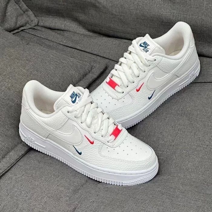 Кроссовки Nike Air Force 1: Икона стиля и комфорта