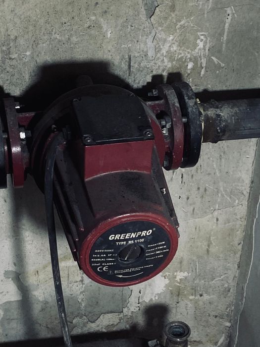 Срочно продам  циркуляционны насос Юго -Востокейнасос