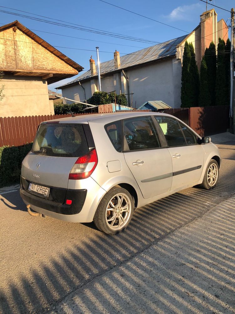 Renault Megane Scenic an fabricare 2006