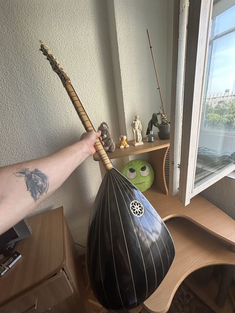 Baglama turcesc 600 sau schimb cu chitara