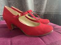 Pantofi roșii, mărime 36