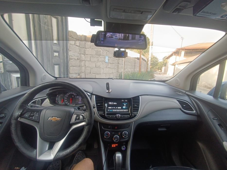 Chevrolet tracker 1