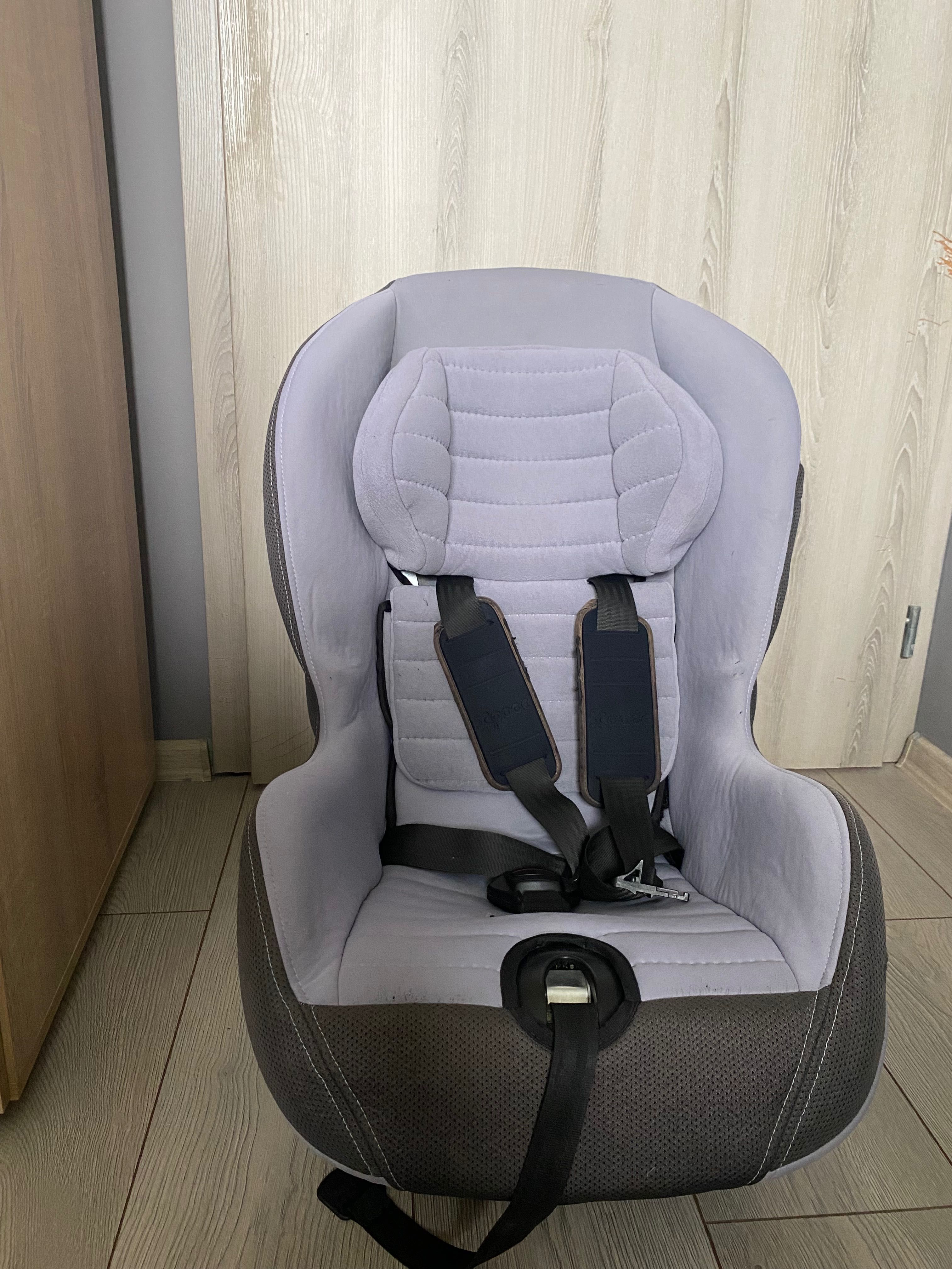 Столче за кола Chicco Xpace Isofix, 9 - 18 кг