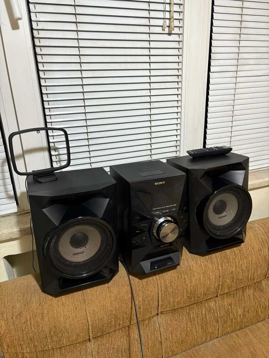 Аудио микросистема Sony MHC-EC719iP