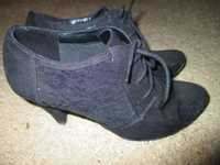 Botine negre 38