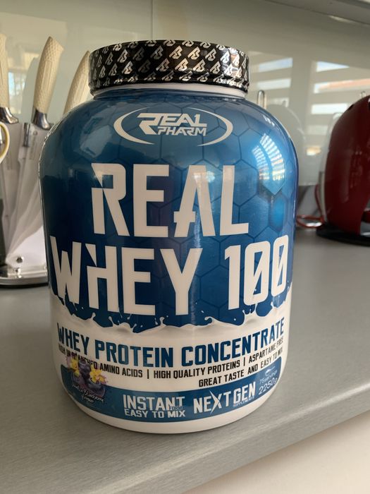 Протеин на прах с мерителна лъжичка!