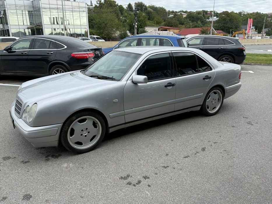 Mercedes E class