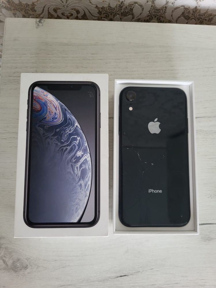 Iphone xr продаю