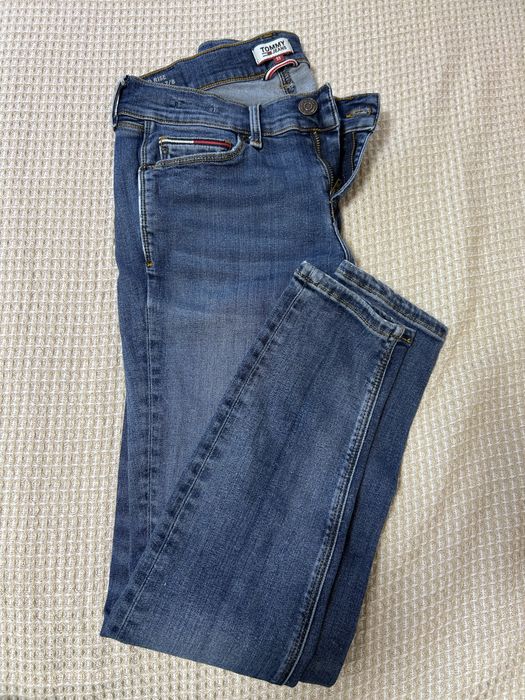 Дамски дънки Tommy Jeans Hilfiger