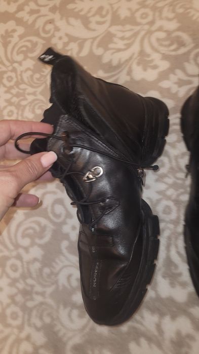 Piele marime 40 ,conform foto