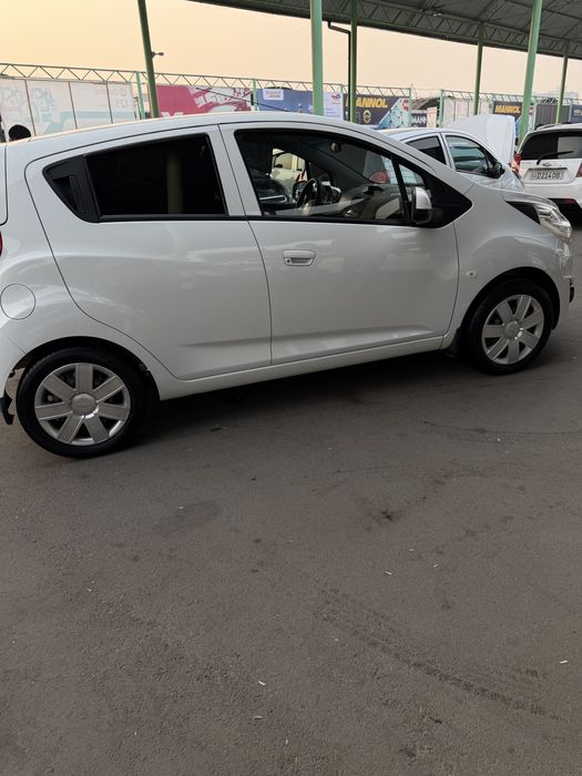 Spark aftamabil sotladi holat ideal moshinan