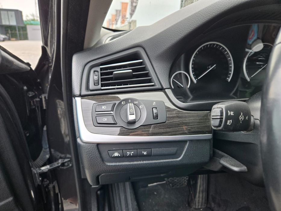 BMW 530d Luxury - motor stricat!!