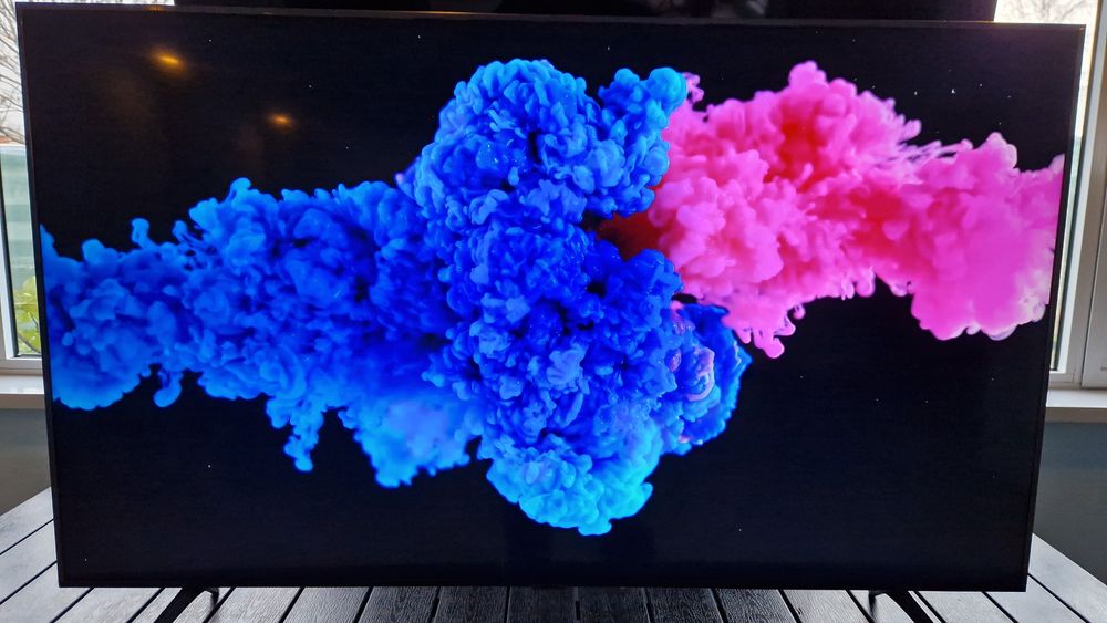 Samsung Crystal UHD 138