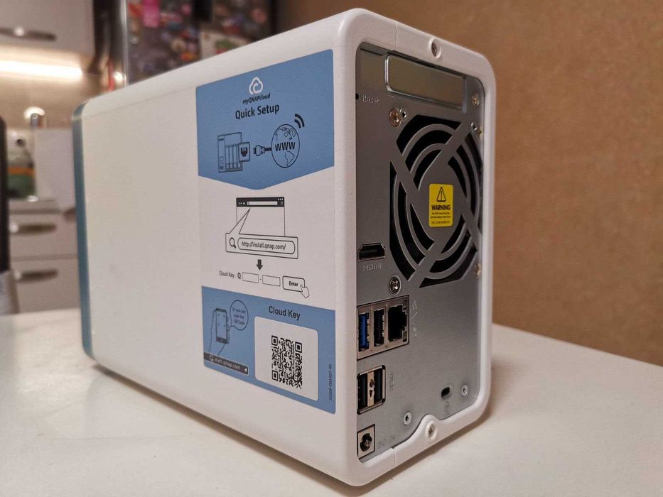 NAS мрежови сторидж QNAP TS-251D, 8Gb RAM DDR4, 2 bay