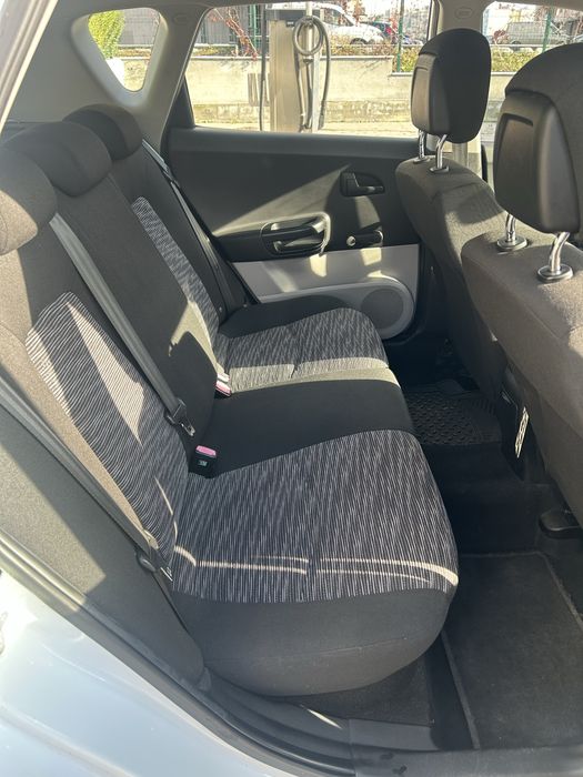 Продавам Кия Сийд