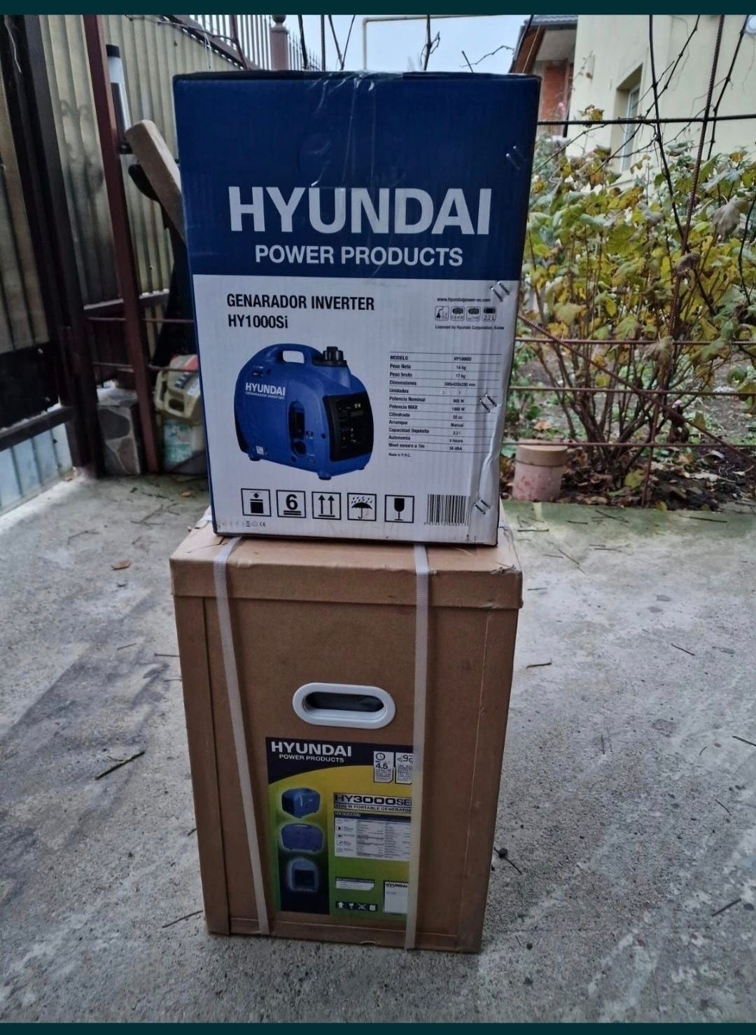 Generator inverter Hyundai HY1000SEI, 1100 W, portabil, antifonat