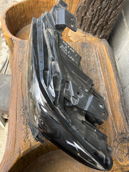 Mazda 3 Full Led 2021 ляв фар