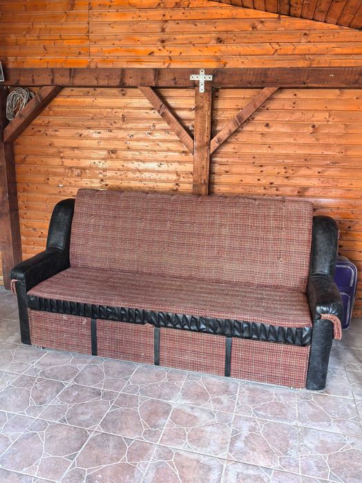 Vând canapea extensibila