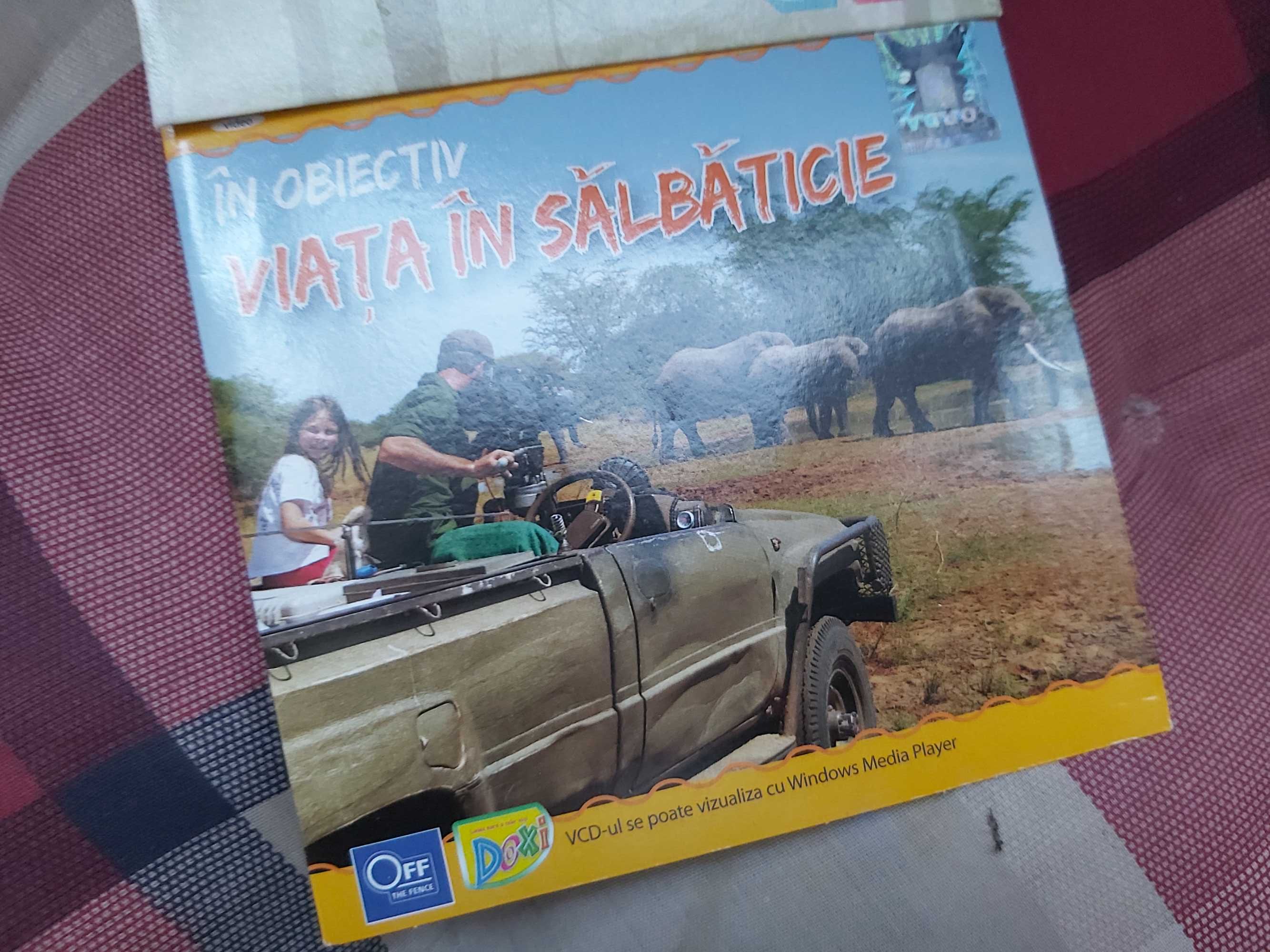 In obiectiv viata in salbaticie (documentar video DVD)