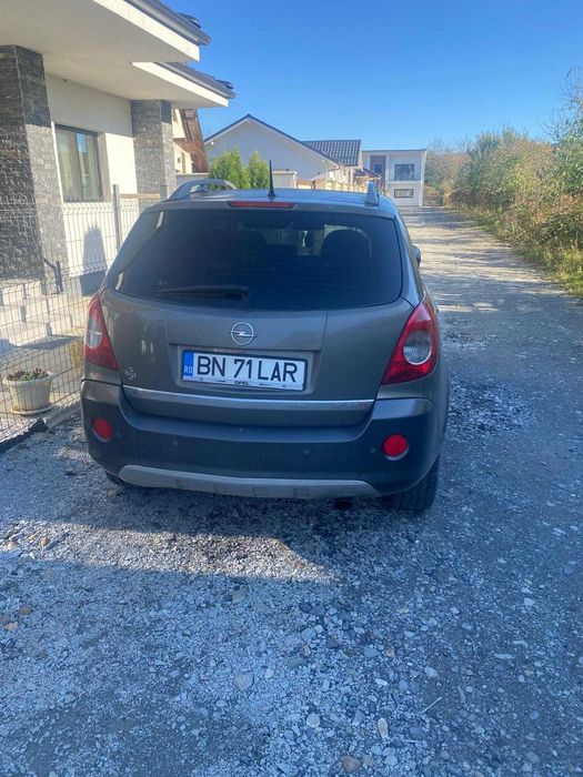 Opel Antara de vânzare în stare foarte bună.