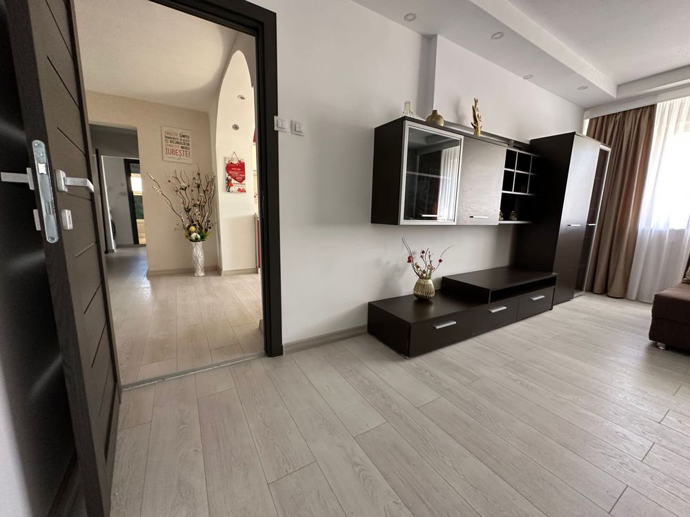 Inchiriez apartament lux nou renovat langa Arges Mallin regim hotelier