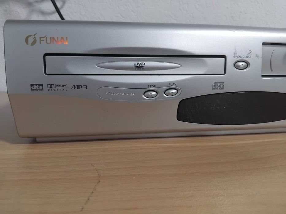 DVD/VHS Комбо FUNAI – по договаряне