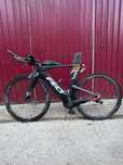 Vând bicicleta pentru TT FELT