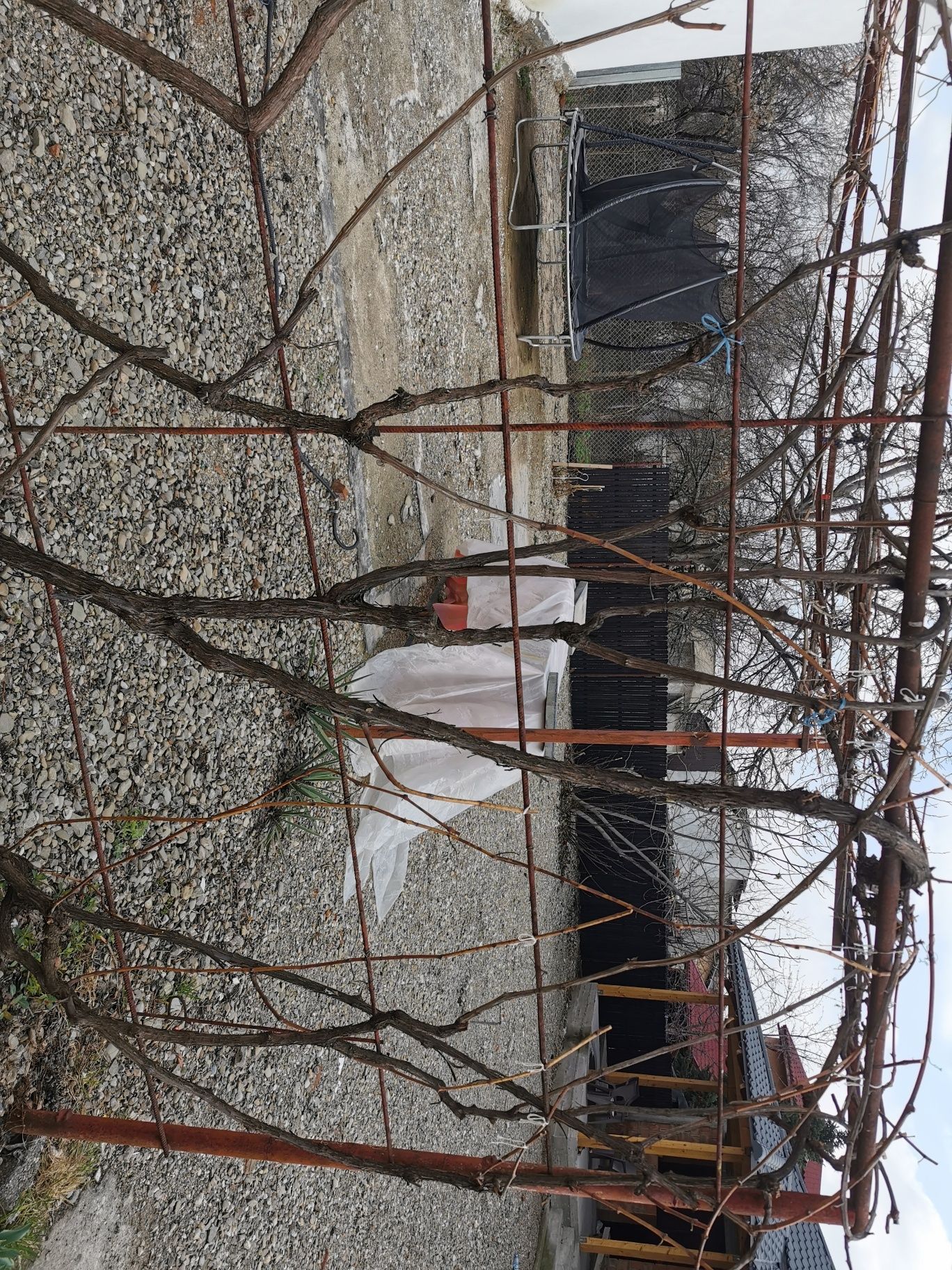 Vând casă construcție nouă,  urgent