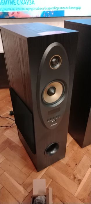 Продавам Тонколони  F&D  T35X