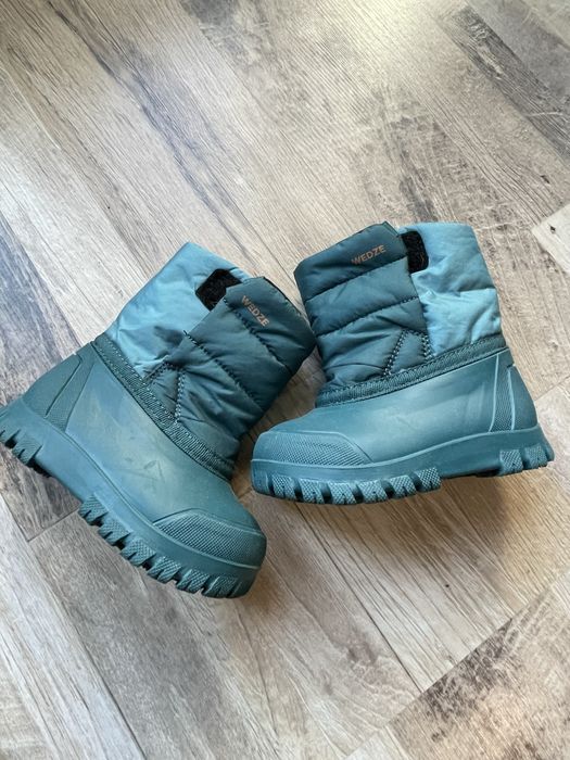 Космонавт и непромокаеми ботушки