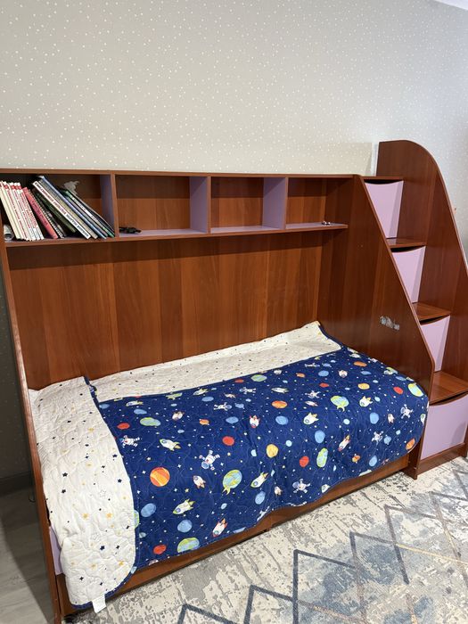 Продам спальный гарнитур