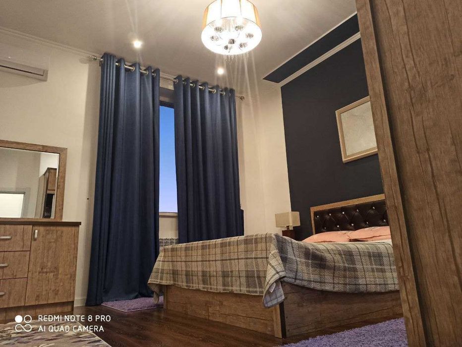 3 xonali, 105 m², G'ishtli uy, 5-etajli uyning 4-etaji, Lift bor