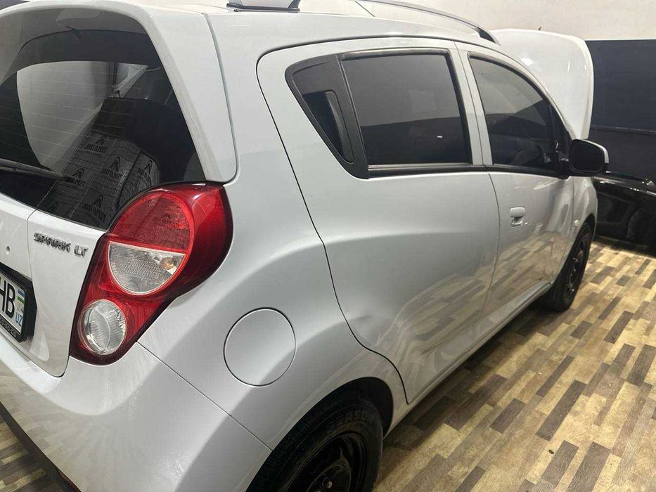 Продается Спарк белый 2021 (oq Spark)