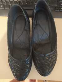 Български обувки Ина